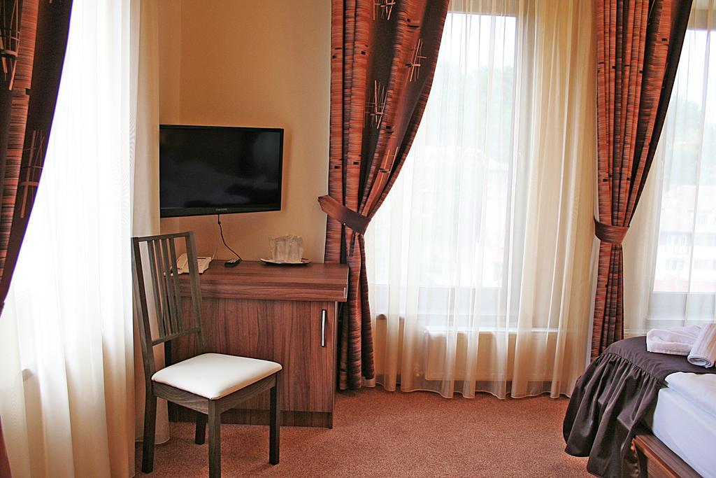 Vila Silvia Sovata Zimmer foto